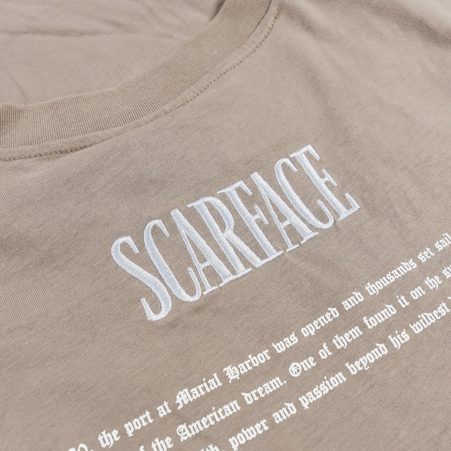 TEE SCARFACE COUNTING MONEY