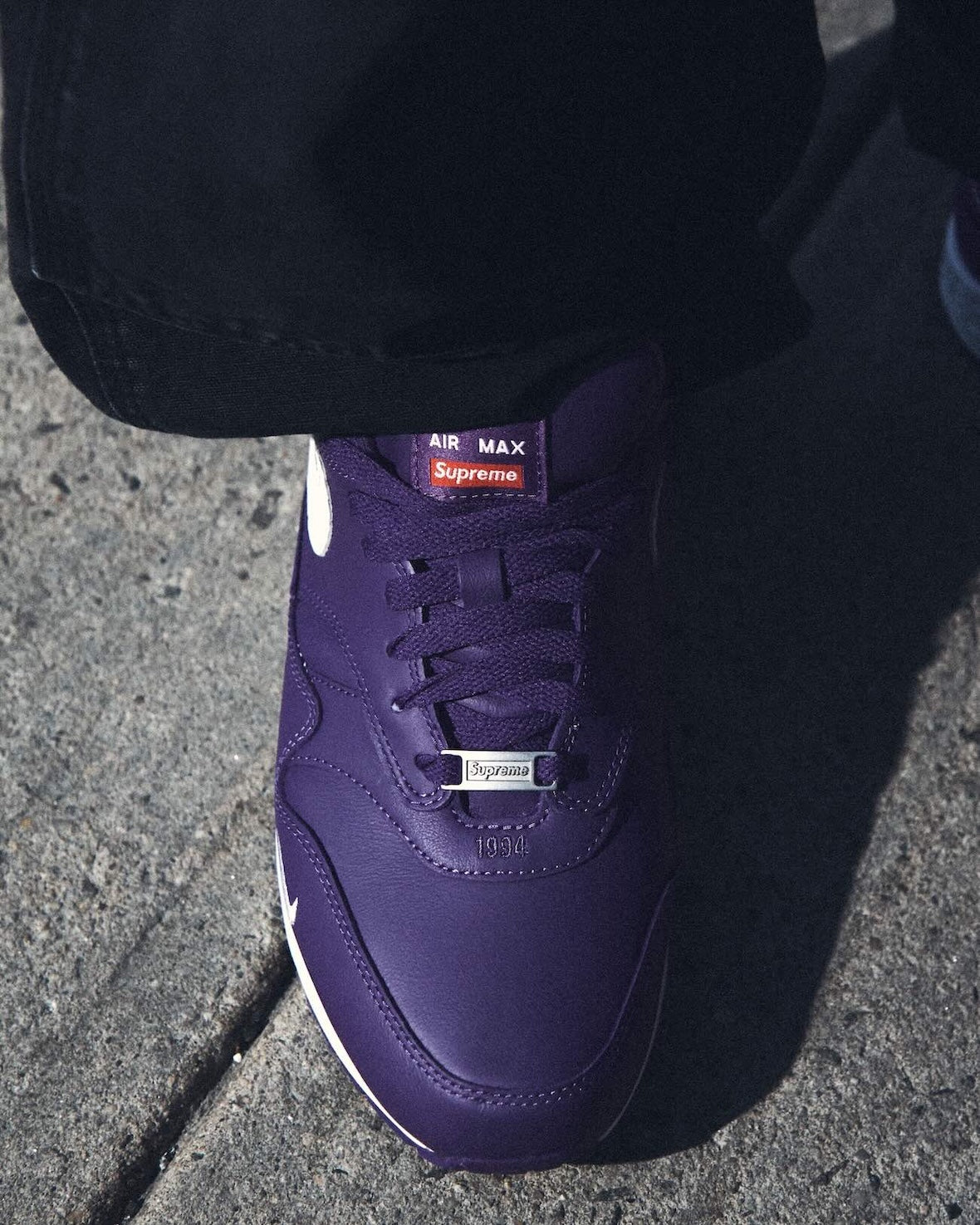 Nike x Supreme Air Max 1 '87 Varsity Purple