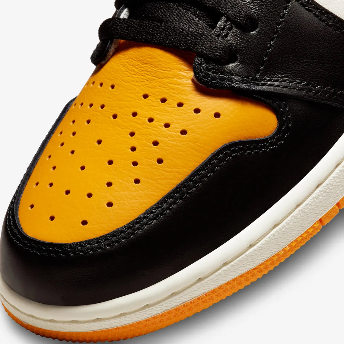 Air Jordan 1 Retro High OG “Yellow Toe”