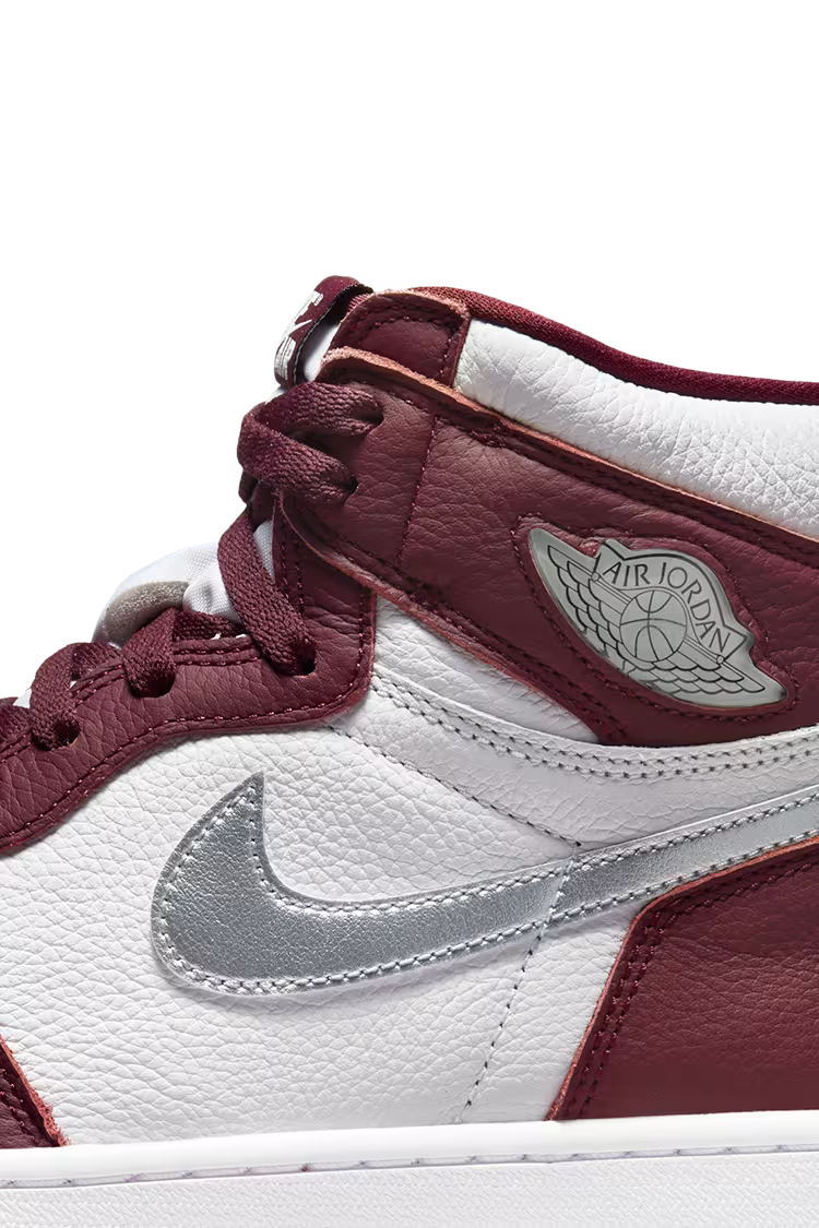 Air Jordan 1 Retro High OG 'Bordeaux' (2021)